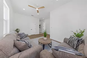 617 Folsom St S, Saint Petersburg, FL 33707 - Photo 7