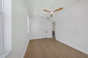 617 Folsom St S, Saint Petersburg, FL 33707 - Photo 65