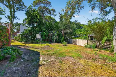 1300 Pleasant Way S, Saint Petersburg, FL 33705 - Photo 37