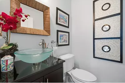 5101 S Jules Verne Court, Tampa, FL 33611 - Photo 9