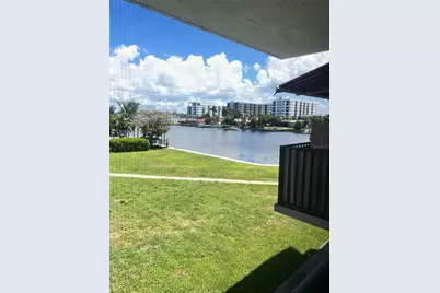 3789 46th Avenue S #202, Saint Petersburg, FL 33711 - Photo 27