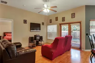 7515 Terrace River Dr, Temple Terrace, FL 33637 - Photo 9