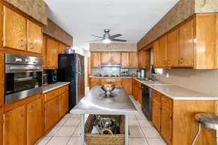 3000 Ponce De Leon Way S, Saint Petersburg, FL 33712 - Photo 15