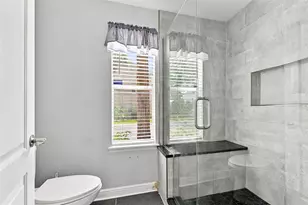 13017 Lorna Pl, Tampa, FL 33618 - Photo 31