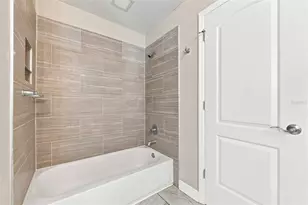 13017 Lorna Pl, Tampa, FL 33618 - Photo 29