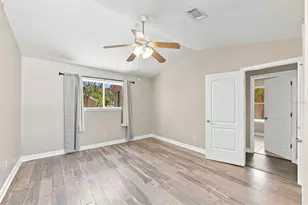 13017 Lorna Pl, Tampa, FL 33618 - Photo 19