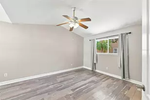 13017 Lorna Pl, Tampa, FL 33618 - Photo 23