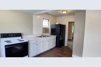 2055 28th Avenue N, Saint Petersburg, FL 33713 - Photo 9