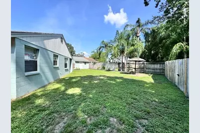 16004 Grass Lake Drive, Tampa, FL 33618 - Photo 23