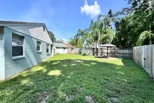 16004 Grass Lake Dr, Tampa, FL 33618 - Photo 23