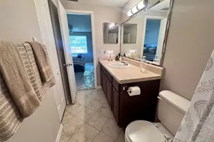 16004 Grass Lake Dr, Tampa, FL 33618 - Photo 17