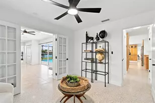 11900 7th St E, Treasure Island, FL 33706 - Photo 33