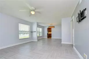 1224 Rainbrook Cir, Valrico, FL 33596 - Photo 9