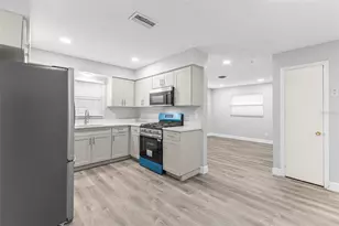 2443 26th Ave S, Saint Petersburg, FL 33712 - Photo 7