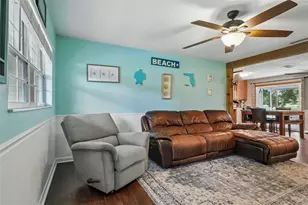 8904 Clayton Ln, Lakeland, FL 33809 - Photo 5