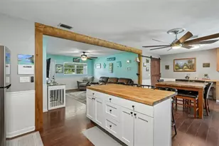 8904 Clayton Ln, Lakeland, FL 33809 - Photo 9