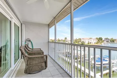 521 Pinellas Bayway S #105, Tierra Verde, FL 33715 - Photo 11