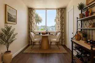 4880 Locust St NE, Saint Petersburg, FL 33703 - Photo 9