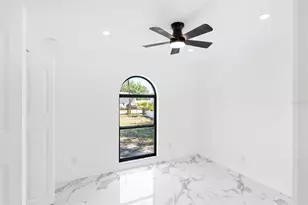 3823 E Norfolk St, Tampa, FL 33604 - Photo 19