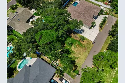 77th Avenue, Seminole, FL 33776 - Photo 9