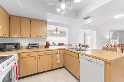 2110 Harleston Place, Sun City Center, FL 33573 - Photo 11