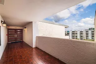 5700 Mariner St, Tampa, FL 33609 - Photo 5