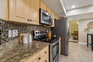 4737 Foxshire Cir, Tampa, FL 33624 - Photo 27