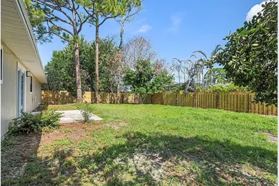 749 Elmont Street NW, Palm Bay, FL 32907 - Photo 7