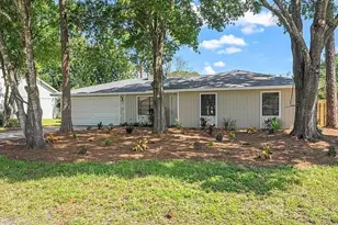 749 Elmont St NW, Palm Bay, FL 32907 - Photo 5
