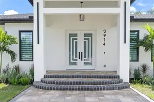 2914 W Walnut St, Tampa, FL 33607 - Photo 3