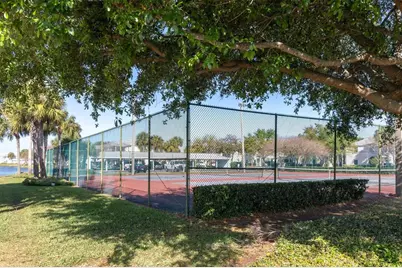 102 Pompano Drive SE #C, Saint Petersburg, FL 33705 - Photo 35