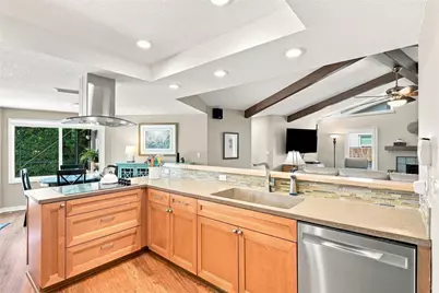 1378 Eniswood Parkway, Palm Harbor, FL 34683 - Photo 9