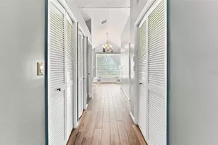 15923 Ellsworth Dr, Tampa, FL 33647 - Photo 27