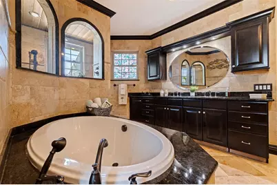3931 Pompano Drive SE, Saint Petersburg, FL 33705 - Photo 27