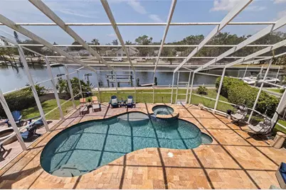3931 Pompano Drive SE, Saint Petersburg, FL 33705 - Photo 3