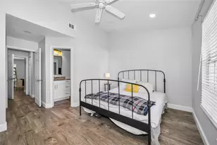 3403 W Wyoming Cir, Tampa, FL 33611 - Photo 17