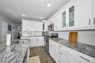 3403 W Wyoming Cir, Tampa, FL 33611 - Photo 13