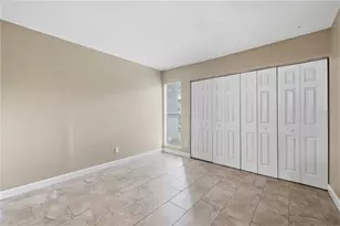 1009 E Holland Ave, Tampa, FL 33612 - Photo 11