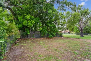 1113 Union St S, Saint Petersburg, FL 33712 - Photo 19