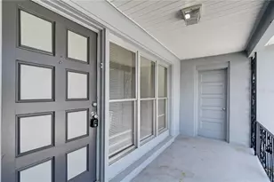 5634 9th Ave N, Saint Petersburg, FL 33710 - Photo 3