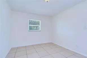 5634 9th Ave N, Saint Petersburg, FL 33710 - Photo 17