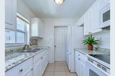 5634 9th Avenue N, Saint Petersburg, FL 33710 - Photo 11