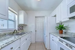 5634 9th Ave N, Saint Petersburg, FL 33710 - Photo 11