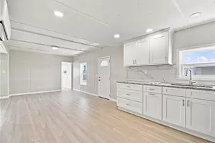 10929 Tioga Dr, Port Richey, FL 34668 - Photo 3