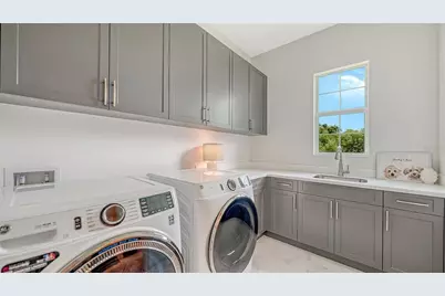6200 Isla Del Ray Avenue, Sarasota, FL 34240 - Photo 53