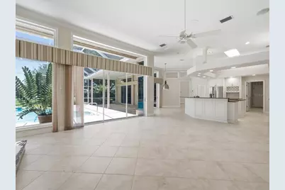 9802 Mako Court, Tampa, FL 33615 - Photo 25