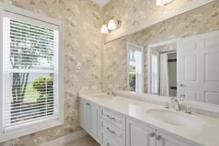 9802 Mako Ct, Tampa, FL 33615 - Photo 51