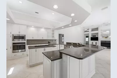 9802 Mako Court, Tampa, FL 33615 - Photo 15