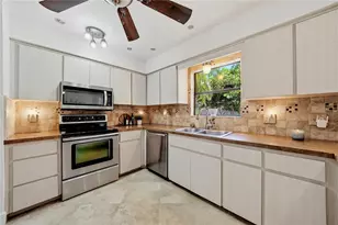 10919 129th Ave, Largo, FL 33778 - Photo 15