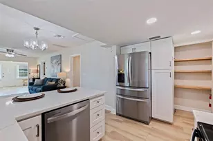 1601 54th St S, Gulfport, FL 33707 - Photo 17